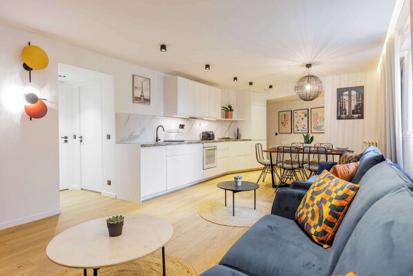 Televisión y oficina