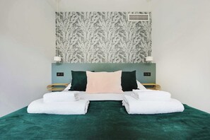 2 chambres, fer et planche Ă repasser, Wi-Fi, draps fournis
