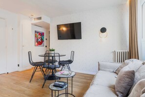Fernseher, Arbeitsbereiche