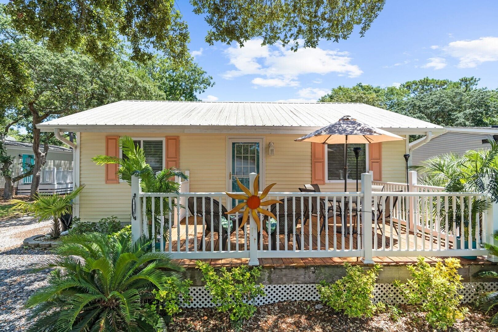Sea Glee Cottage-Salty Carolina Vibes