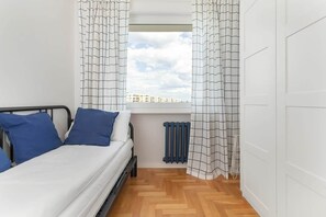 2 chambres, fer et planche à repasser, Wi-Fi, draps fournis