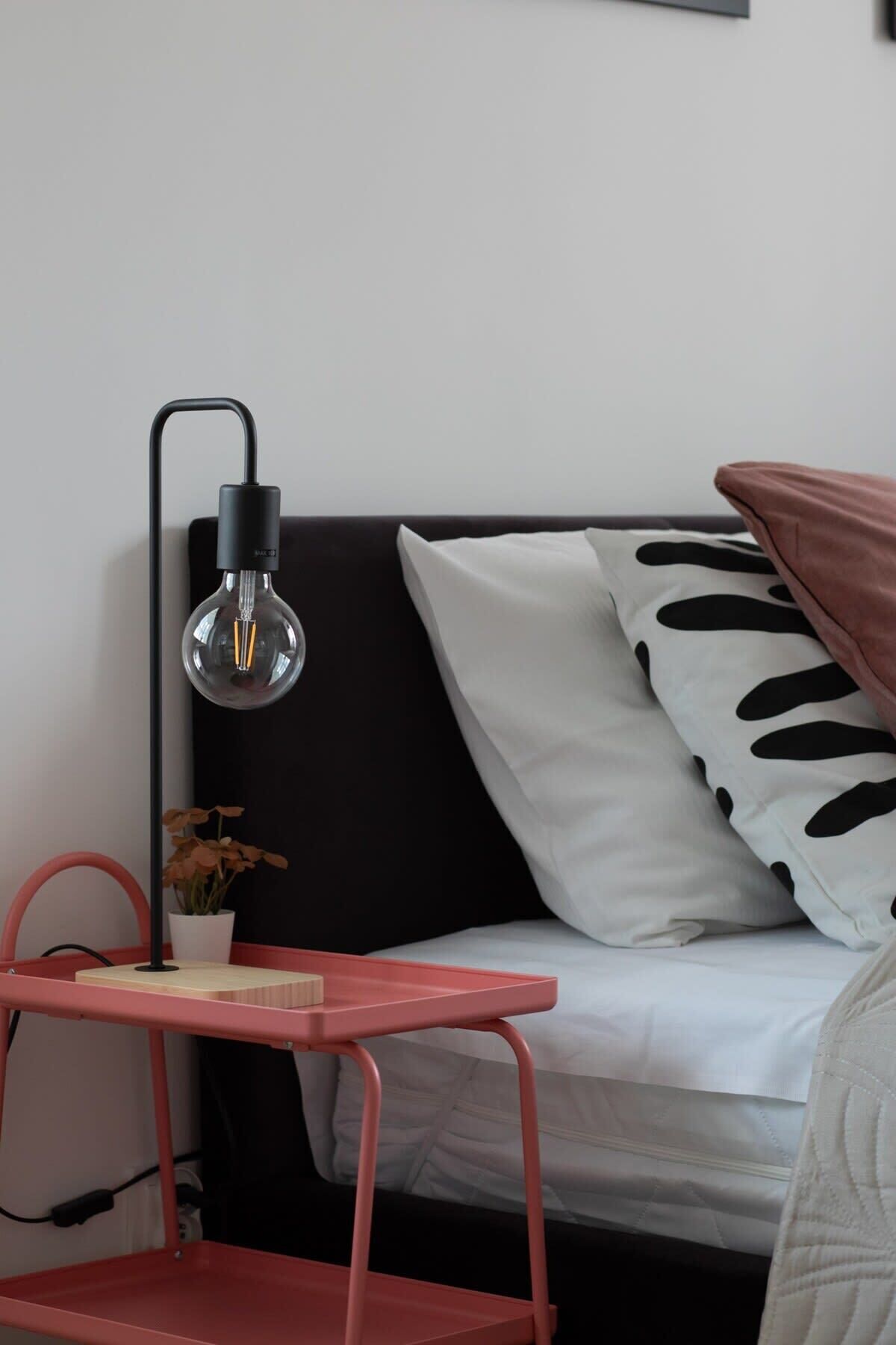 1 Schlafzimmer, Schreibtisch, Bügeleisen/Bügelbrett, Reisekinderbett