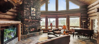 8 Acre Private Estate | Zipline | 5 mi to Silver Mtn | Rock Climbing Wall