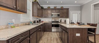 Luxury 2 bedroom townhouse #4