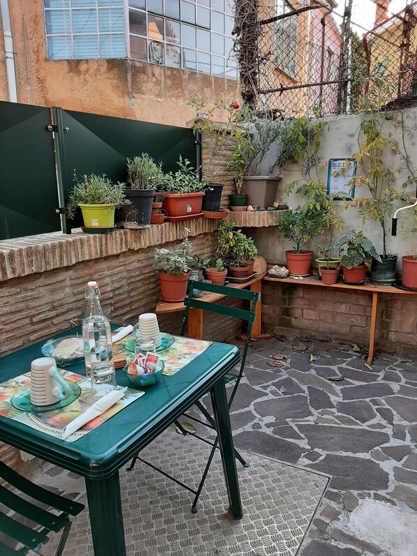 Room, 1 Bedroom, Garden View | Terrace/patio