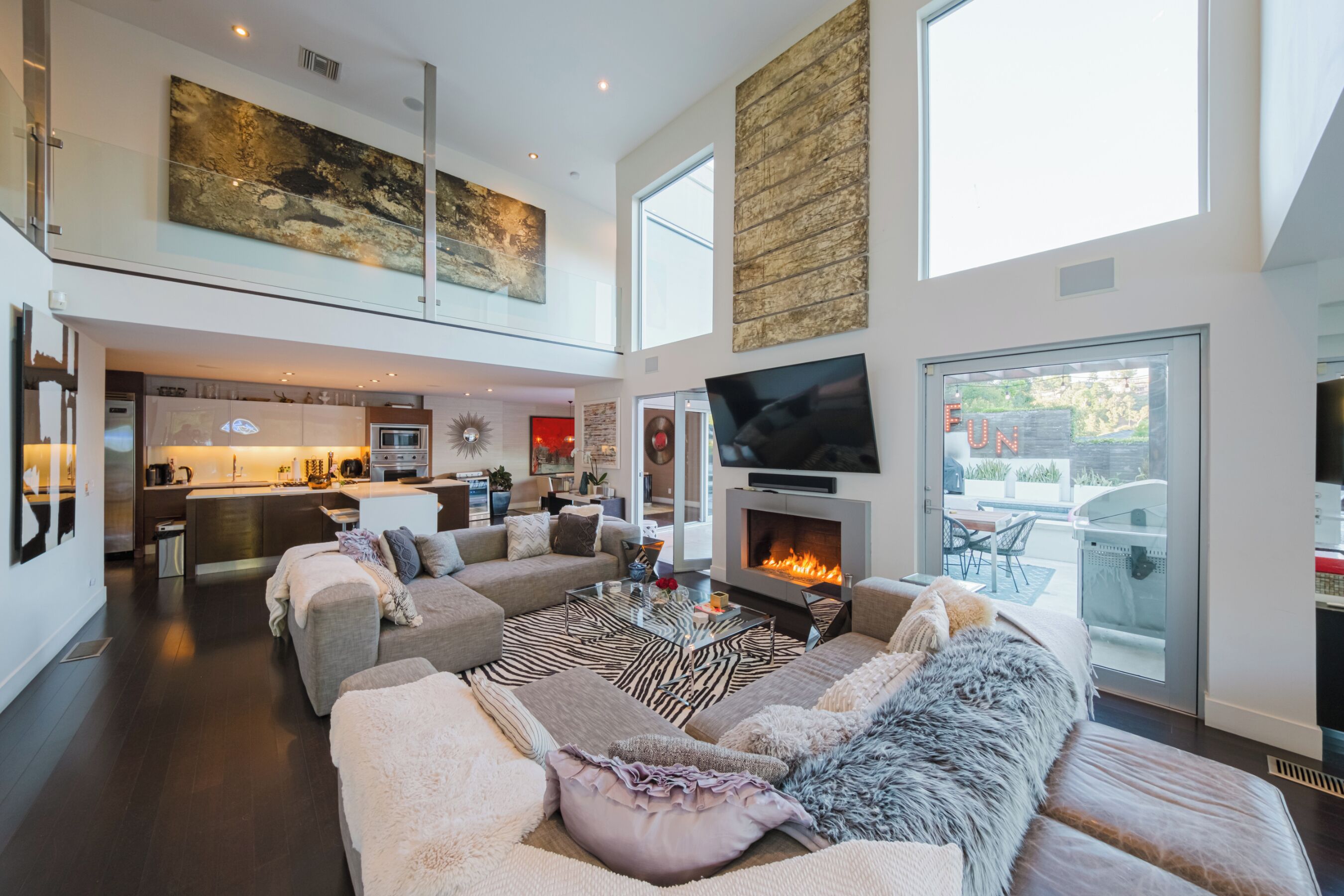 Smart TV, fireplace, offices