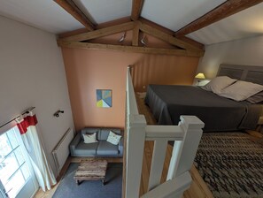 Comfort Duplex, Vineyard View | Premium bedding, minibar, free WiFi - Domaine de Pélican (Gignac)