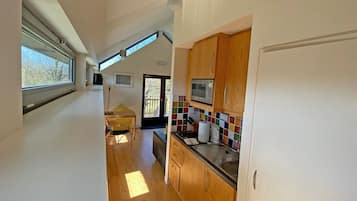 Micro-ondas, chaleira elétrica