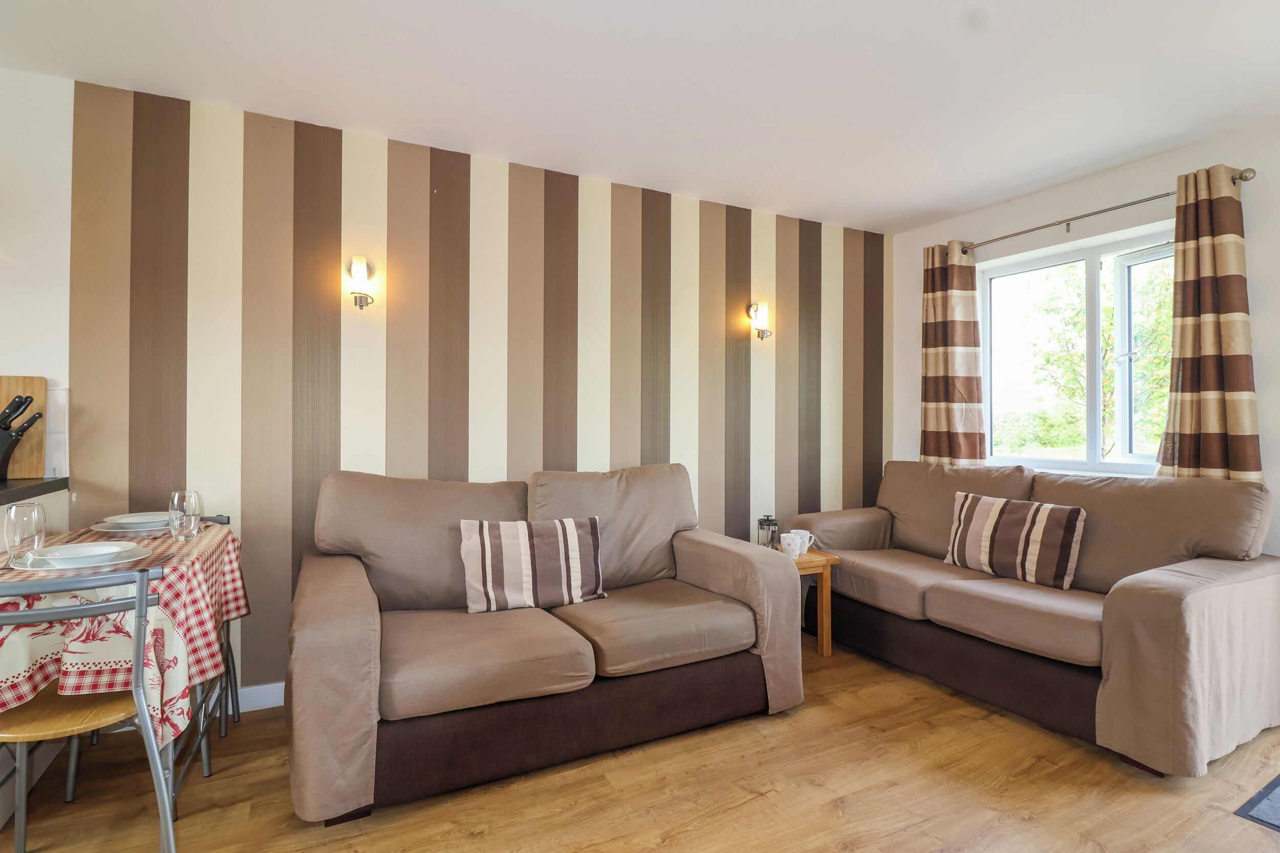 Mallard, Pet Friendly, With A Garden In Highbridge - Burnham-on-Sea