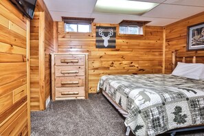 2 bedrooms, WiFi, bed sheets - Stepaway Vacation Rentals- West Bay Getaway (St. Germain)