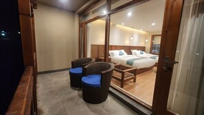 家庭房 | 办公桌、隔音、免费 WiFi