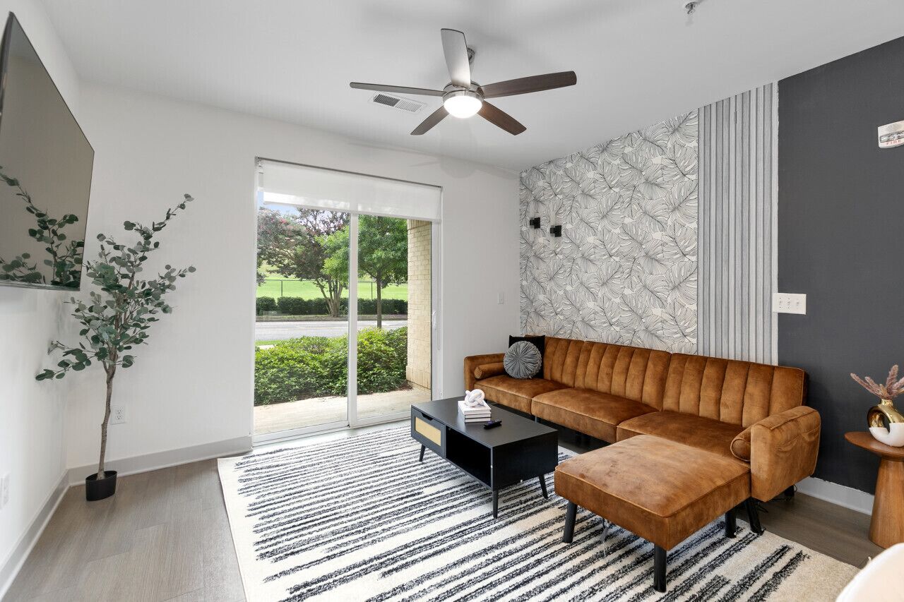 ~ 2BR: City Living at Its Finest ~