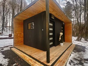 Exterior - Amanita Dome. All-inclusive food and drinks. (Cambridge)