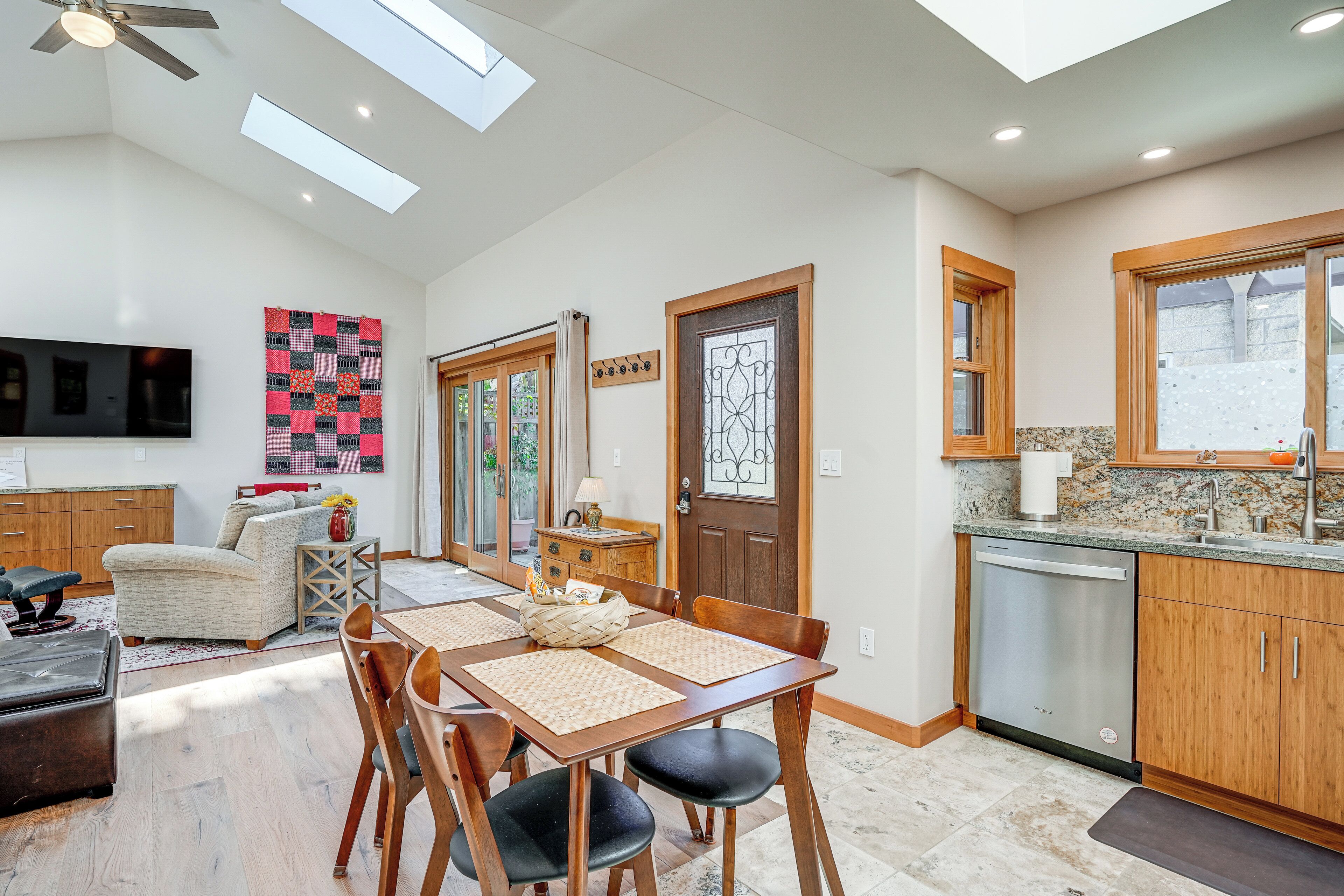 Apartemen (0 Bedroom) | Interior