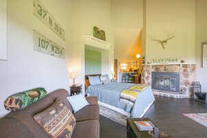 Apartment (0 Bedroom) | Interior