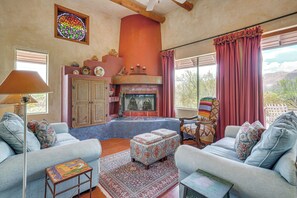 House (2 Bedrooms) | Interior