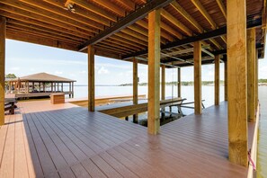House (4 Bedrooms) | Interior - Conroe Lake House: Luxe Pool, Private Dock & Games (Willis)