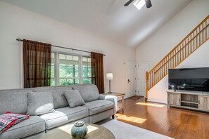 House (5 Bedrooms) | Interior