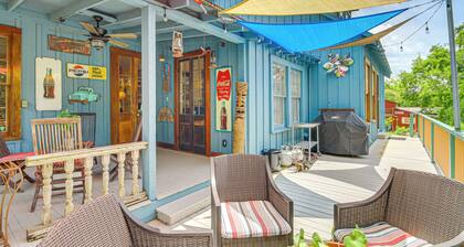 Eclectic Mandeville Home: Walk to Lakefront Park