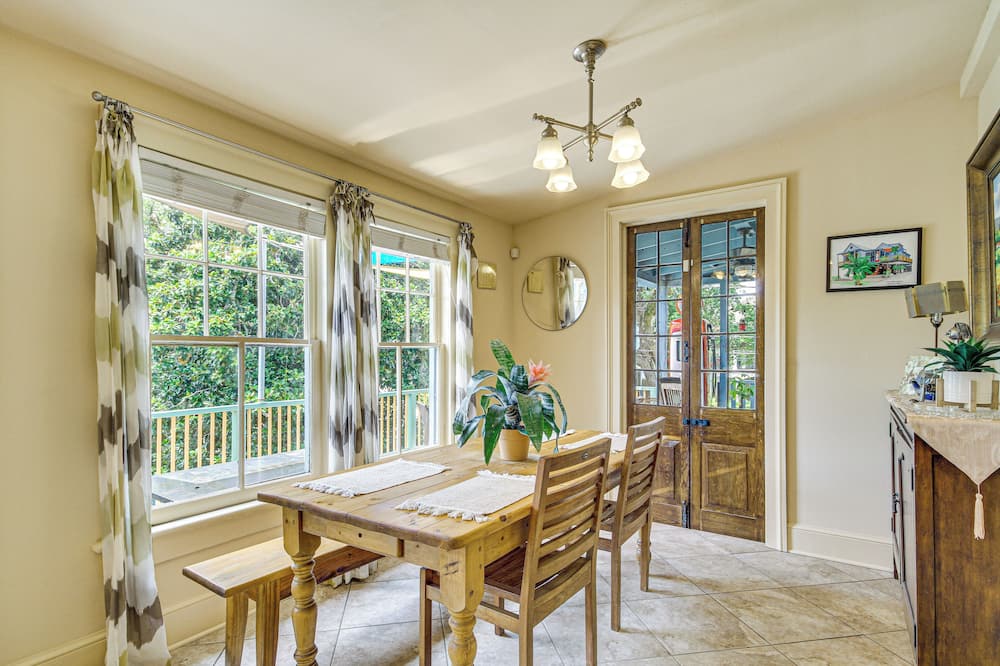 Eclectic Mandeville Home: Walk to Lakefront Park - St. Tammany Parish, LA
