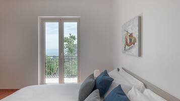 Villa | 2 bedrooms, Internet
