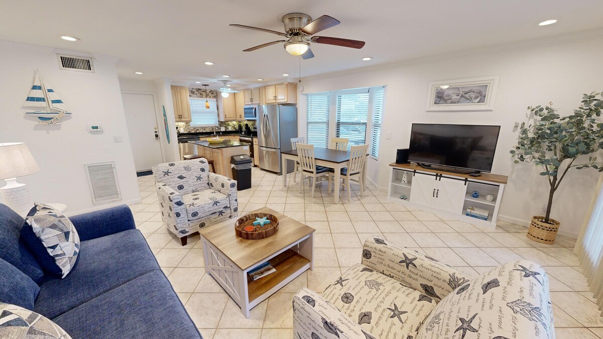 Photo 4 of SPC 1086 ground floor on pool side - dog friendly