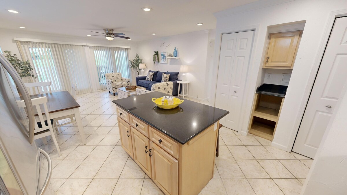 Photo 7 of SPC 1086 ground floor on pool side - dog friendly