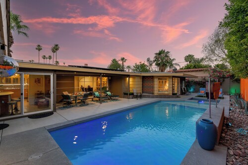 Casitas Del Monte – Vibrant Oasis w/ Spa & Pool