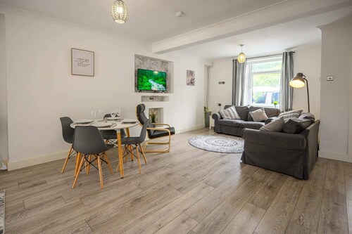 Cwmparc Cottage Rhondda Valley by STAE-Homes