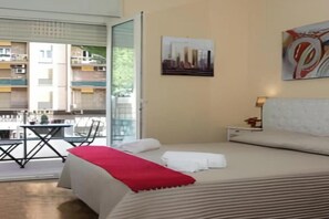 8 chambres, bureau, fer et planche à repasser, Wi-Fi gratuit