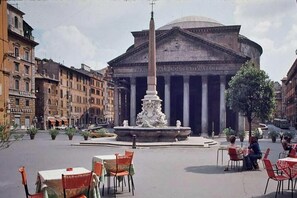 Outdoor dining - Modern Elegance in the Heart of Rome: Spacious 250 m² Apartment
 (Roma)