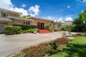 ハウス 4 ベッドルーム | 外観