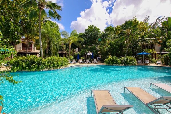 House, 3 Bedrooms | Pool | Outdoor pool - Claridges 1 3 Bedroom Home (Gibbes)
