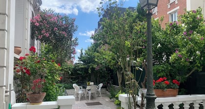 Cosy Villa 2 min RER B- located between Paris and Challes De Gaules Airport