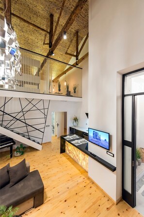 House | 2 bedrooms, Internet - Aigli Seafront Loft-bespoke Design Gem (Kalamata)