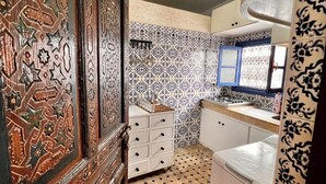 Private kitchen - Charming Riad la perle des Oudayas - Rabat (Rabat)