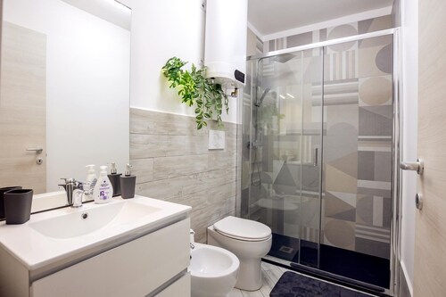 Cozy and brand new two-story house with terrace and garden 