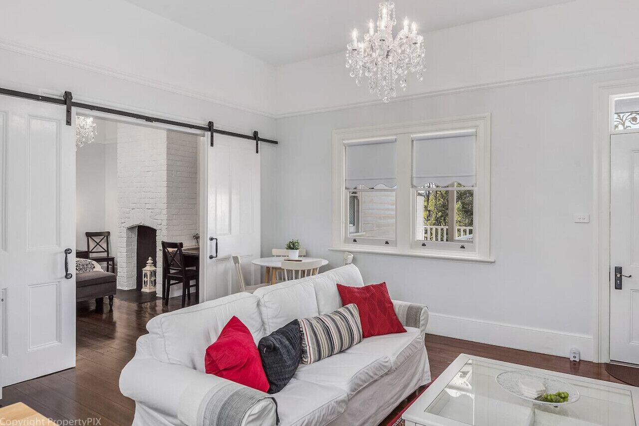 スマートテレビ、暖炉