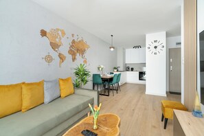 Living room - Apartment With Parking by Renters (Poznan)
