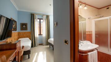 1 bedroom, premium bedding, down duvets, in-room safe