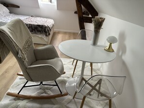 1 chambre, fer et planche à repasser, Wi-Fi, draps fournis