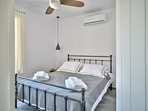 House - Villa Maria - Naoussa Fishes Blue Grey Suite (Paros)