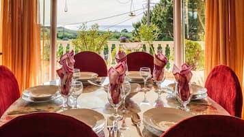 Villa | 3 bedrooms, Internet