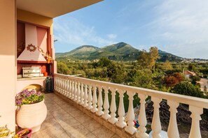 Villa | 3 bedrooms, Internet - Beachfront Luxury Villa-private Pool Garden Heaven (Trifylia)