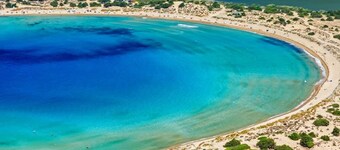 Beachfront Luxury Villa-private Pool Garden Heaven