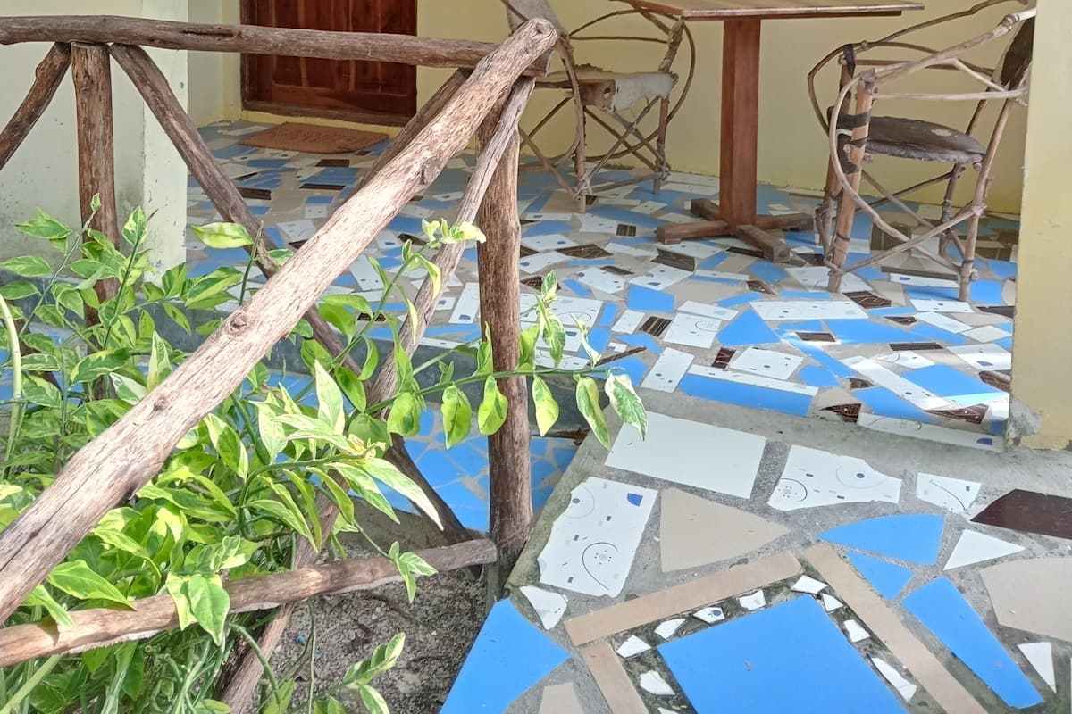 Standard Double Room, 1 Katil Ratu (Queen), Balcony, Garden View | Dilengkapkan perabot secara berasingan, langsir/tirai gelap terus