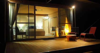 Luxury King Glamping tent 3 Nelly bay