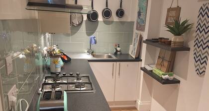 Cozy Studio in West Molesey