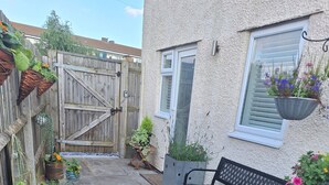 Studio | Terrace/patio - Cozy Studio in West Molesey (West Molesey)