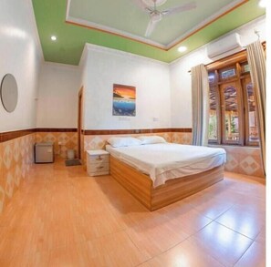 1 bedroom, free WiFi, bed sheets